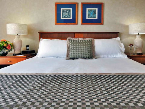 Novotel Sydney Brighton Beach - Accommodation Gladstone 41