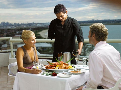 Novotel Sydney Brighton Beach - Accommodation Gladstone 17
