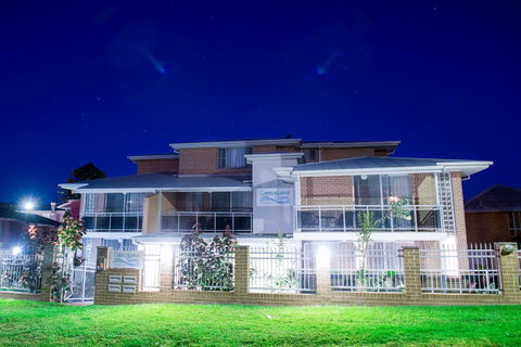 Copacabana Shores - Accommodation Gladstone 1