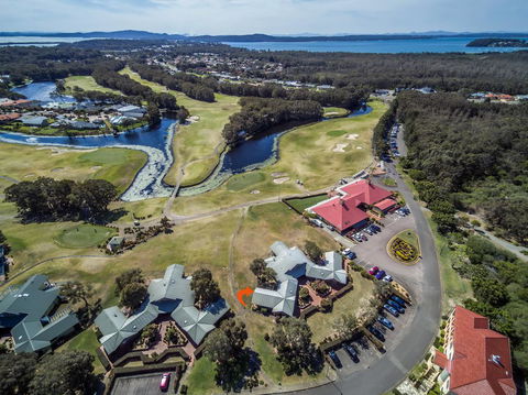 Condo 105 @ Horizons Golf Resort - Salamander Bay NSW - Accommodation Gladstone 7