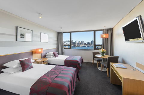 View Sydney - Accommodation Gladstone 1