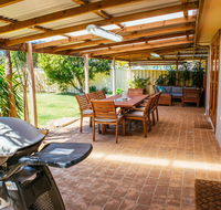 Sunbaker Beach House - Accommodation Gladstone