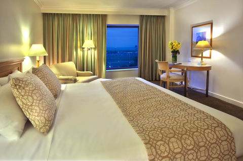 Stamford Plaza Sydney Airport Hotel & Conference Centre - Accommodation Gladstone 6