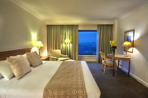 Stamford Plaza Sydney Airport Hotel & Conference Centre - Accommodation Gladstone 11