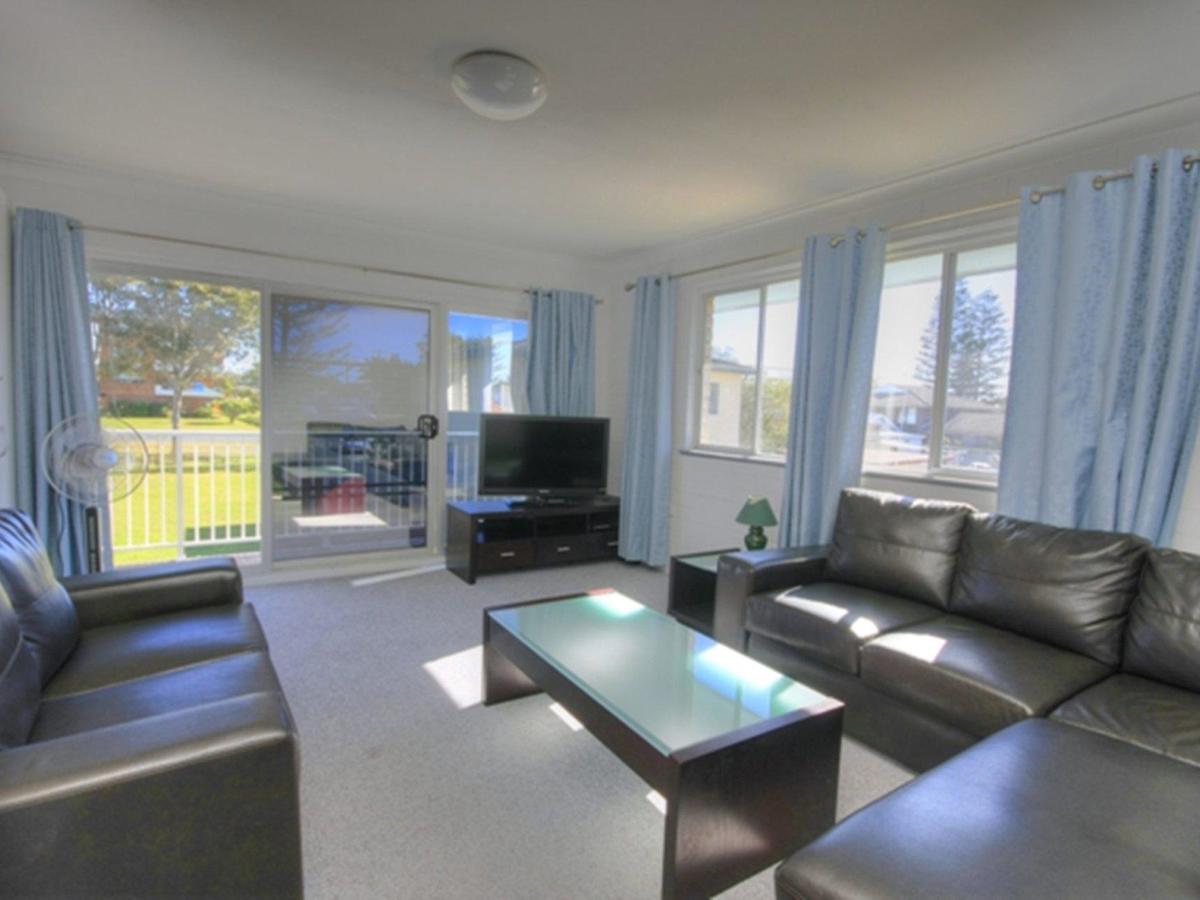 Tuncurry NSW Accommodation Gladstone
