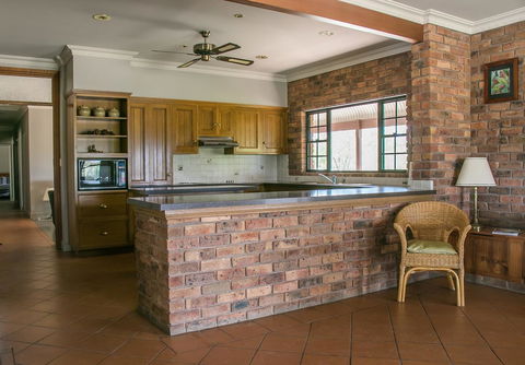 Ironstone Estate Lovedale - Accommodation Gladstone 29