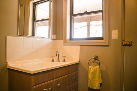 Ironstone Estate Lovedale - Accommodation Gladstone 12
