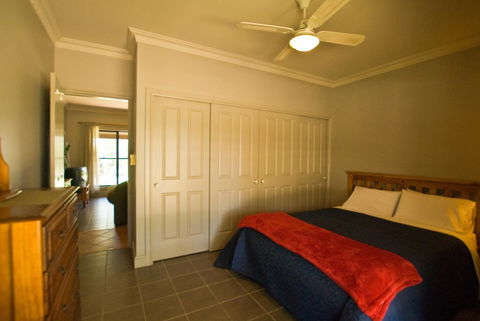 Ironstone Estate Lovedale - Accommodation Gladstone 33