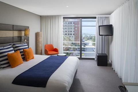 Novotel Newcastle Beach - Accommodation Gladstone 13