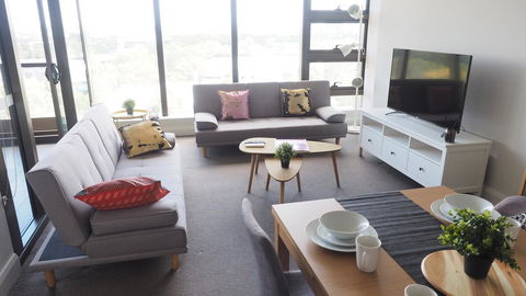 Skygarden Olympic Park View 2 Bedroom Apartment - Accommodation Gladstone 39