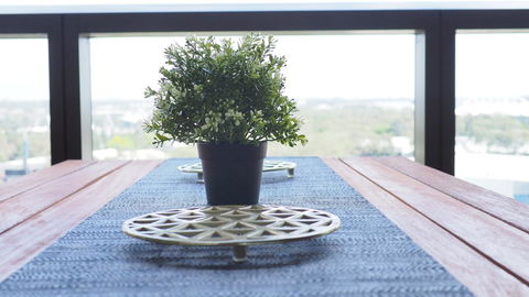 Skygarden Olympic Park View 2 Bedroom Apartment - Accommodation Gladstone 3