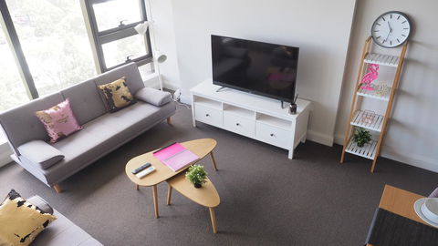 Skygarden Olympic Park View 2 Bedroom Apartment - Accommodation Gladstone 30