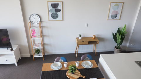 Skygarden Olympic Park View 2 Bedroom Apartment - Accommodation Gladstone 18