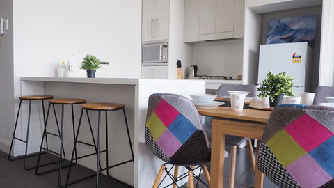 Skygarden Olympic Park View 2 Bedroom Apartment - Accommodation Gladstone 44