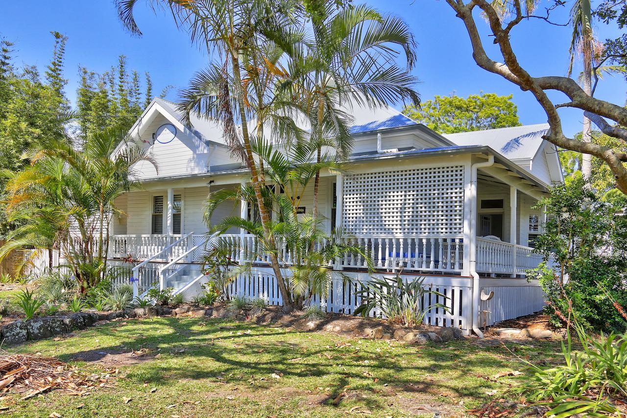Byron Bay NSW Accommodation Gladstone