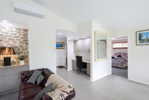 Armidale Cottage - House 2 - Accommodation Gladstone 9