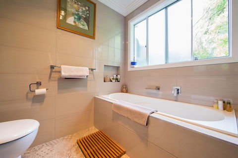 Armidale Cottage - House 2 - Accommodation Gladstone 28