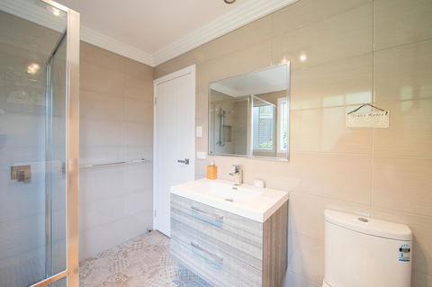 Armidale Cottage - House 2 - Accommodation Gladstone 29