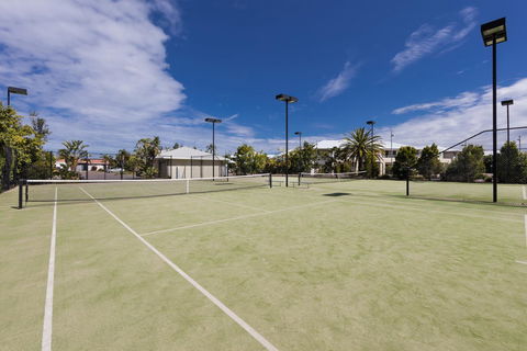 Oaks Port Stephens Pacific Blue Resort - Accommodation Gladstone 4