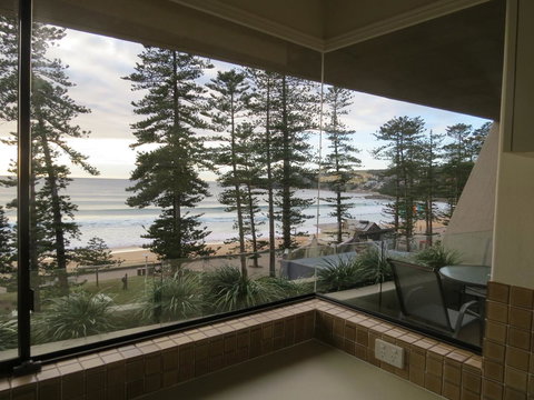 Manly Paradise Motel & Apartments - Accommodation Gladstone 36