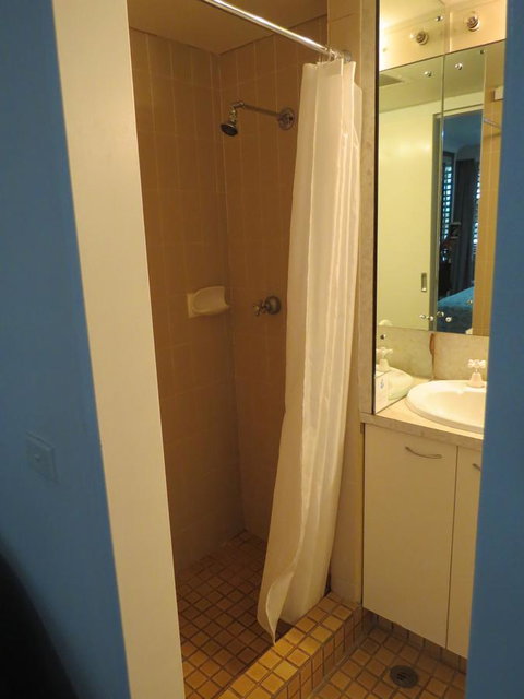 Manly Paradise Motel & Apartments - Accommodation Gladstone 38