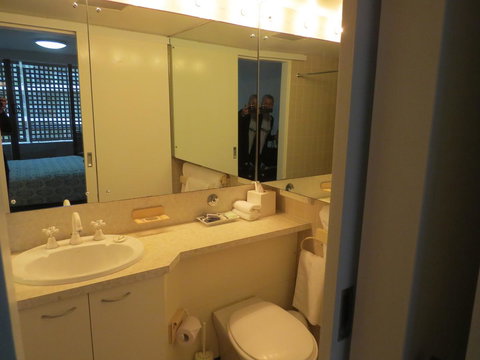 Manly Paradise Motel & Apartments - Accommodation Gladstone 39