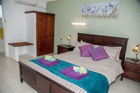 Sinclairs Country Retreat - Accommodation Gladstone 24
