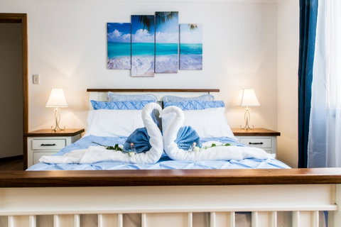Ambience - Accommodation Gladstone 10