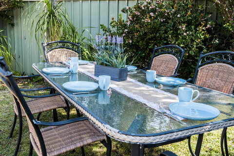 Ambience - Accommodation Gladstone 25