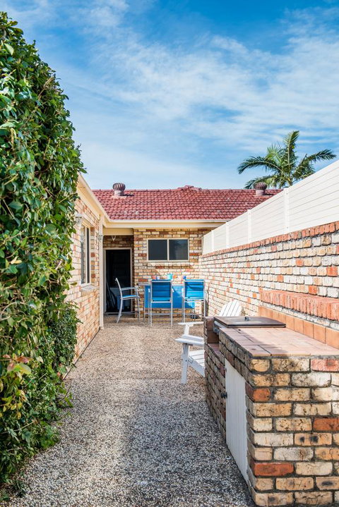 Ambience - Accommodation Gladstone 23