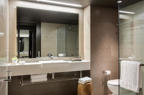 PARKROYAL Darling Harbour, Sydney - Accommodation Gladstone 3