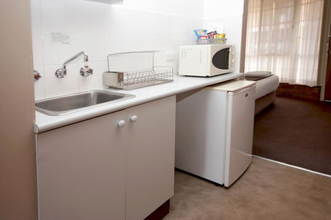 Sapphire Waters Motor Inn - Accommodation Gladstone 19