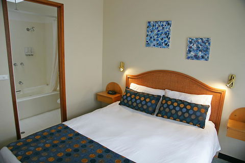 Sapphire Waters Motor Inn - Accommodation Gladstone 40