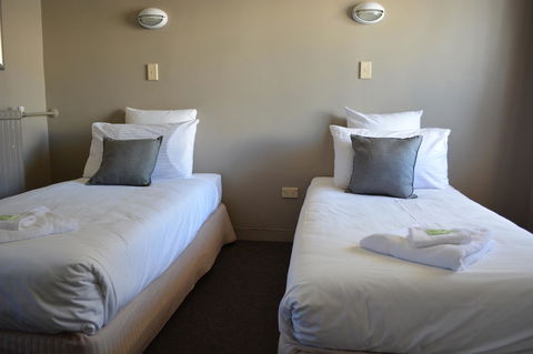 Commercial Hotel Motel Lithgow - Accommodation Gladstone 30