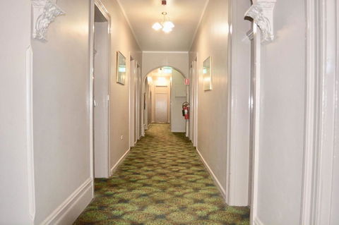 Commercial Hotel Motel Lithgow - Accommodation Gladstone 13
