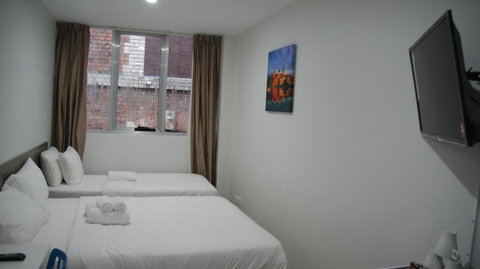 Dixon Residences - Accommodation Gladstone 5