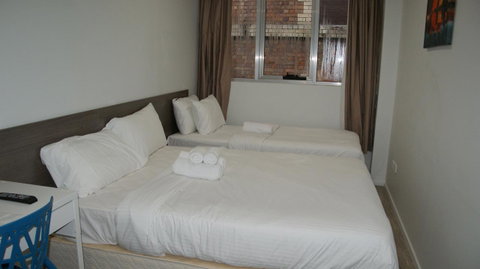Dixon Residences - Accommodation Gladstone 8