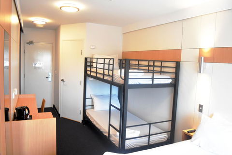 Ibis Budget - Gosford - Accommodation Gladstone 5
