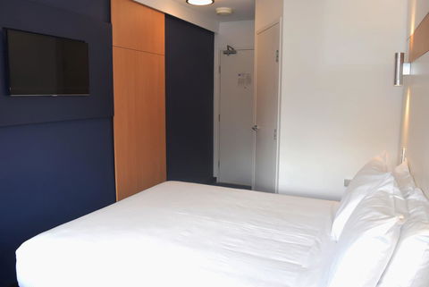 Ibis Budget - Gosford - Accommodation Gladstone 8