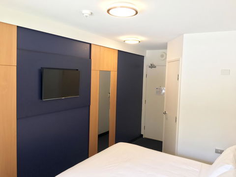 Ibis Budget - Gosford - Accommodation Gladstone 16