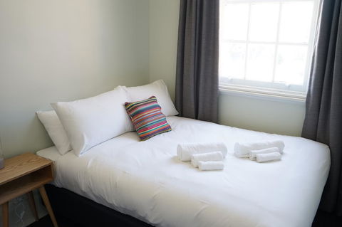 Rosehill Hotel - Accommodation Gladstone 23