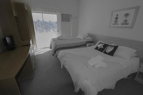 Rest Easy Motel - Accommodation Gladstone 22