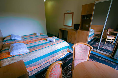 Rest Easy Motel - Accommodation Gladstone 13