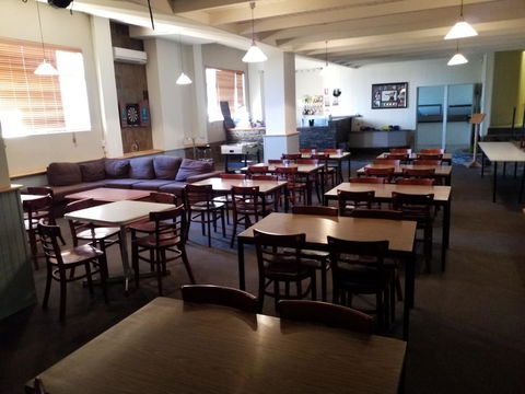 Rest Easy Motel - Accommodation Gladstone 4