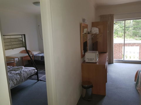 Rest Easy Motel - Accommodation Gladstone 35