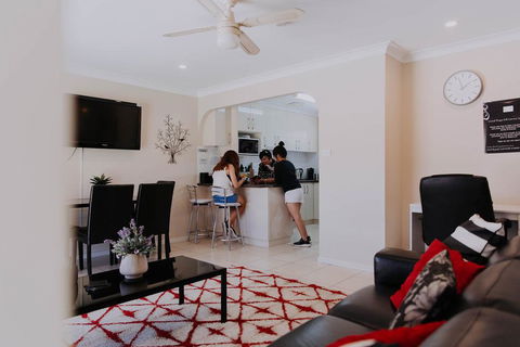 Central Wagga Self Catering Apartment - Accommodation Gladstone 5