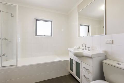 Quest Wollongong - Accommodation Gladstone 15