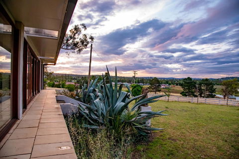 Belmont - Accommodation Gladstone 6