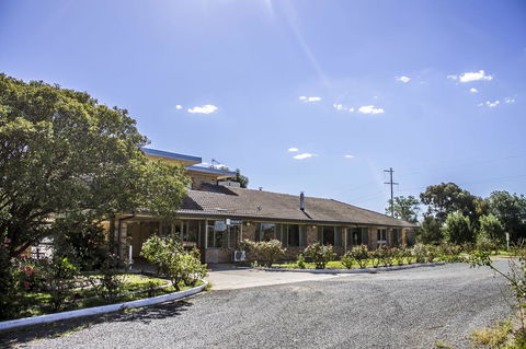 Allonville Gardens Motel - Accommodation Gladstone 11