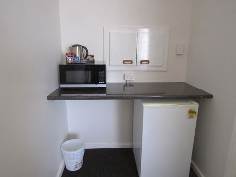 Allonville Gardens Motel - Accommodation Gladstone 16